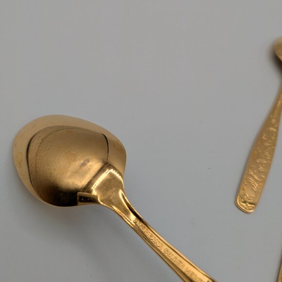 Americana Golden Heritage Flatware Golden Scroll 8 Teaspoons 6" Vintage - Picture 4 of 9